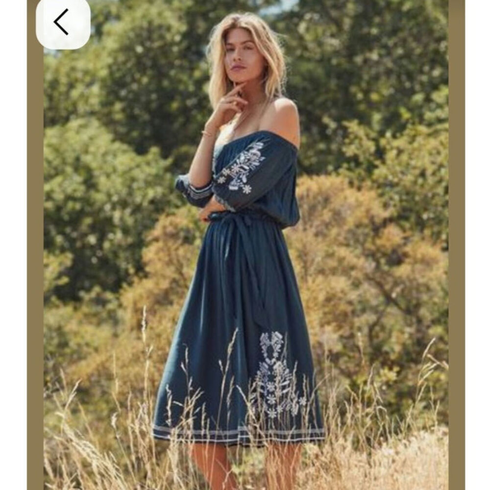 Tularosa Marty‎ Blouson Midi Embroidered Dress Size: S